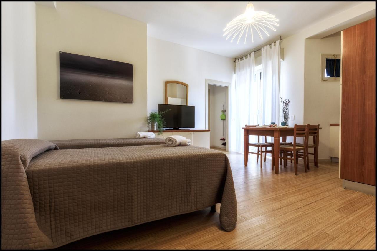 Residence Rivaverde Marina di Ravenna Buitenkant foto
